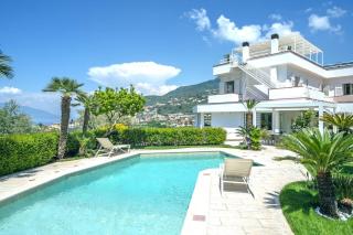 Luxury Levaina Villa Sleeps 8 on the Amalfi Coast - 9