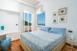 Luxury Levaina Villa Sleeps 8 on the Amalfi Coast - 6