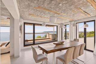 Luxury Sea-View Apartment Light,Free parcinkg,Aircon and Balcony - 0