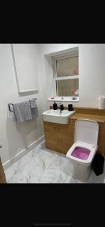 Lavish Filey Town Centre Apartment SKY 70inch TV Sleeps Up to 4 GREAT LOCATION - Filey - 8
