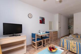 Comfortable Studio Apartment Communal Heated Pool - Los Cristianos - 4