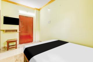 Hotel O V Guest In - Bāpatla - 2