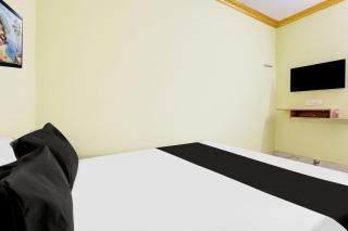 Hotel O V Guest In - Bāpatla - 1