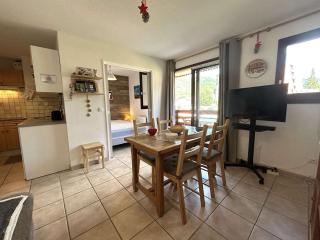 Appartement cosy 2 pièces, 6 couchages, proche pistes et commerces, La Salle-les-Alpes - FR-1-330F-214 - 0