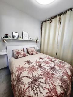 Le Monde Éphémère d Emilie Logement indépendant 2étoiles avec jacuzzi - Rocbaron - 2