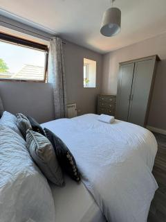 Princes Court, Sea Road - 4