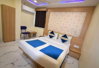Hotel Midnight - Ahmedabad - 1