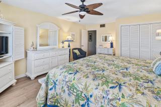 Beachfront Comfort w/ Pool, Balcony & Steps to Flagler Avenue - 5