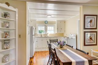 Walk to Private Beach Lake Erie Retreat with Yard! - 3