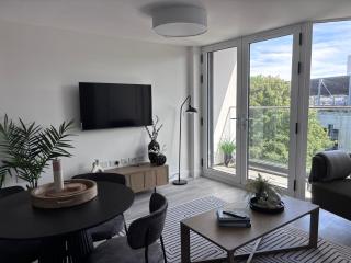 The Sloop by Grandeur Property - Poole - 7