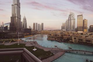 Stunning 2BR with Panoramic Burj & Fountain view - 8