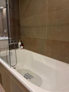 Modern Big Room with Balcony in New Apartment - Montijo - 4