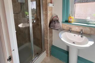 ApartmentSleeps2-Seaside Escape-WiFi-Parking - 1