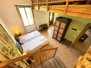 Spoleto Tranquilita sleeps 16 with Wifi Pool Yoga Studio Gardens and Views - 5