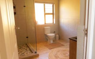 Desert Wind Private Guest and Game Farm - Montagu - 3