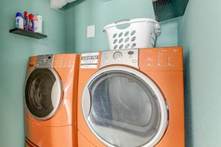 5 Mi to Boat Cruises! WPB Retreat with Pool Access - 1