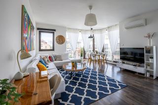 Mall of Sofia - UrbanLux Ampla 2BDR FREE Parking - 0