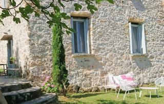 Gîte en Cévennes du sud, bergerie restaurée au rez de jardin d'une bastide avec piscine à débordement, vue exceptionnelle, authenticité, confort, repos assuré au cœur de la nature - Saint-Laurent-le-Minier - 2
