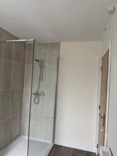 Newly Refurbished, Cosy Flat Minimum 2 nights - Newton-le-Willows - 4