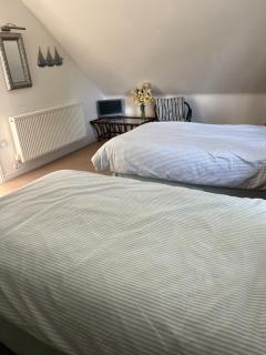 Hillhouse - Hythe - 5