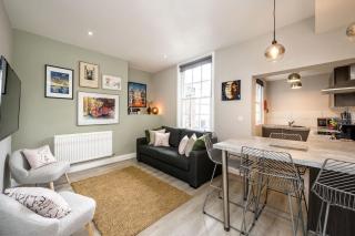 2 Apartments in 1 - Lennon & Attico Sleeps 11 - 5