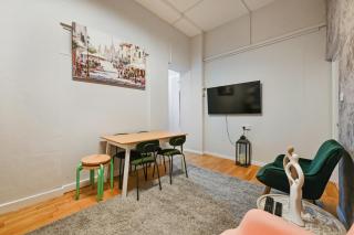 Hatton Gardens - 2 Bedroom Family Apartments - 7
