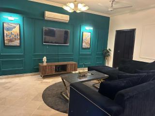 2 Bed Luxury Apartment - 5