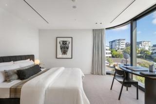 A Landmark Of Architectural Refinement - 7