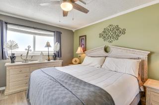 Beach and Pool Access Regency Towers Condo in PCB! - 1