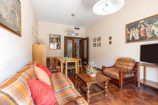 GuestHost - Comfy Apartment 10 min from the Beach - 5