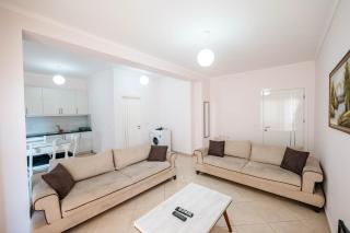 Rei Apartments - 7