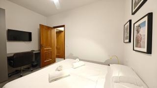 Hostdomus - Plasch Apartments-free bike room - 1