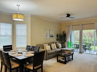 Beautiful condo within 8 min drive to the beach - 2