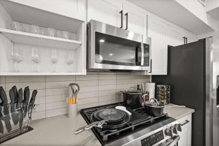 Stylish SLC Townhome King 2-Car Garage - 5