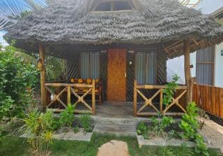 Cozy Bungalow - Garden, Terrace, Rooftop, Beach - Bwejuu - 8