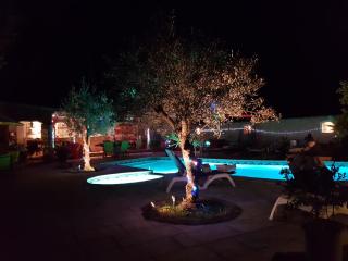 VILLA SANLOREN Piscine et Jacuzzi - Sabran - 6