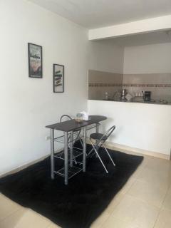 Apartamento segundo piso, Barrió Guayacanes - 3