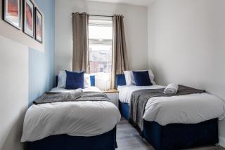 Central Darlington 3 Bedroom Home - 4