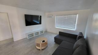 Hudson Water Front House - 3
