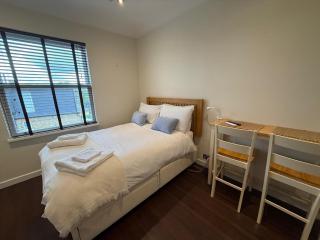 Pass the Keys Modern Elegant Studio 20 Minutes to Central London - Twickenham - 0