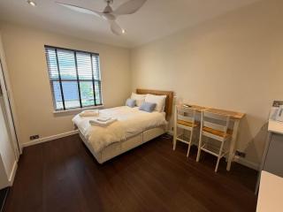 Pass the Keys Modern Elegant Studio 20 Minutes to Central London - 1