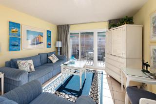 Beach Club #333 - 0