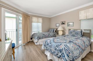 Beach Club #338 - 4