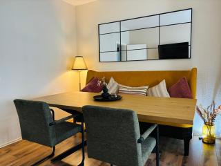 AyCatcherHomes - Top Lage I 4 Personen I 2 Schlafzimmer I Zentral I Altstadt Marburg I Nähe Fluss Lahn I WLAN I Boutique App CHIRON - 4