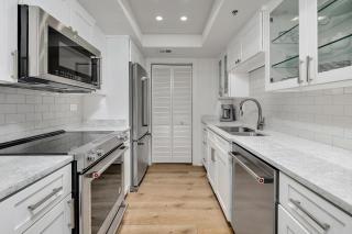 Beach Club #412 - 8