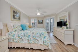 Beach Club #423 - 6
