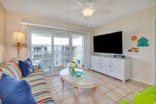 Beach Club #424 - 9