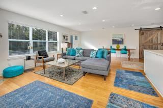 1157 College - 8