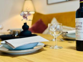 AyCatcherHomes - Top Lage I 4 Personen I 2 Schlafzimmer I Zentral I Altstadt Marburg I Nähe Fluss Lahn I WLAN I Boutique App CHIRON - 2