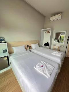 Two Tree Cafe At Suanmuangthong - - 5